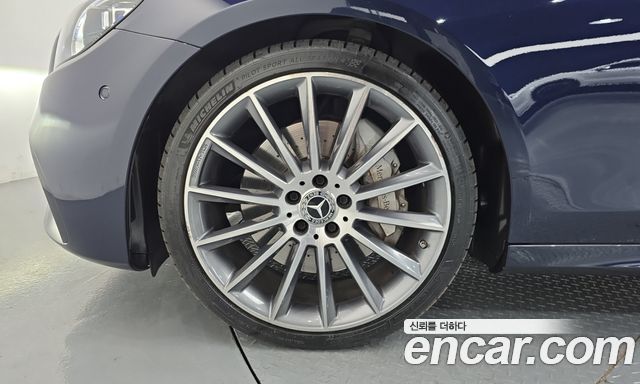 Mercedes-Benz E-Class E350 4MATIC AMG Line — пробег 59 725 км — фото 5 из 5