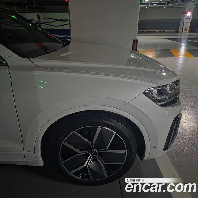 Volkswagen Touareg 3.0 TDI R-Line — пробег 0 км — фото 5 из 5
