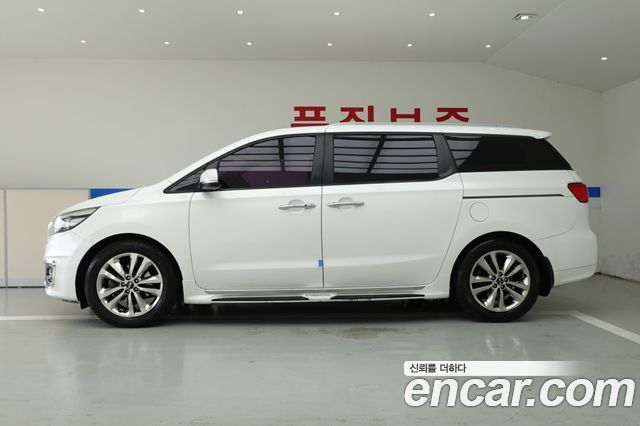 Kia Carnival 9-seater Prestige — пробег 175 442 км — фото 5 из 5