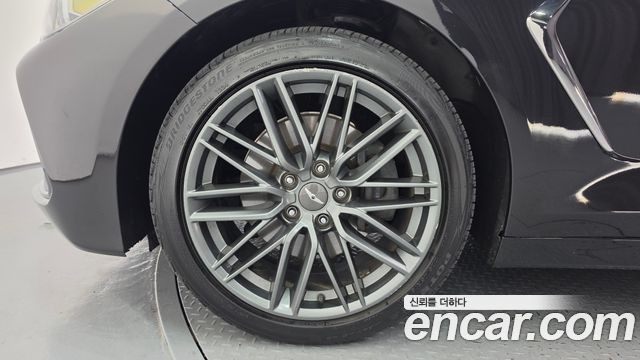 Genesis G70 из Кореи Encar