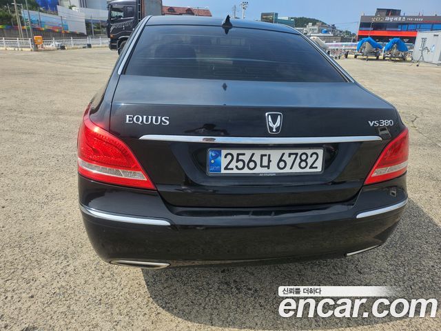 Hyundai Equus VS380 PRIME — пробег 291 000 км — фото 5 из 5
