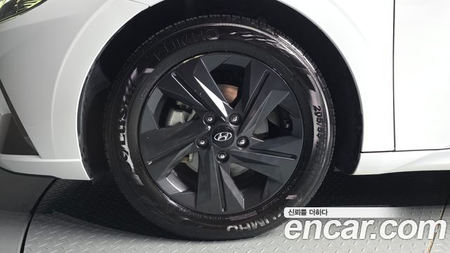 Hyundai AVANTE Smart — пробег 68 138 км — фото 5 из 5