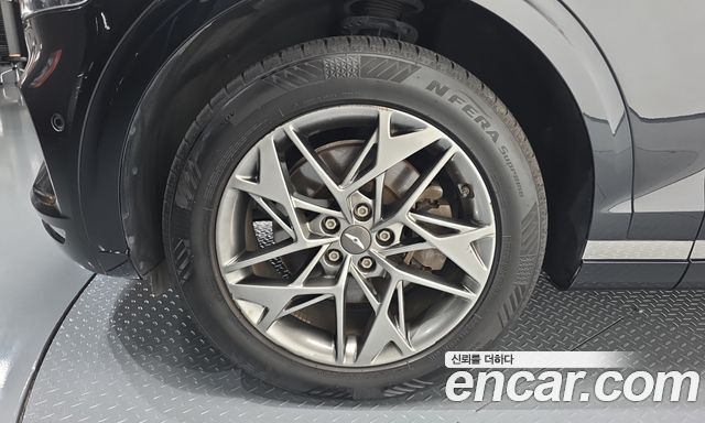 Genesis GV70 из Кореи Encar