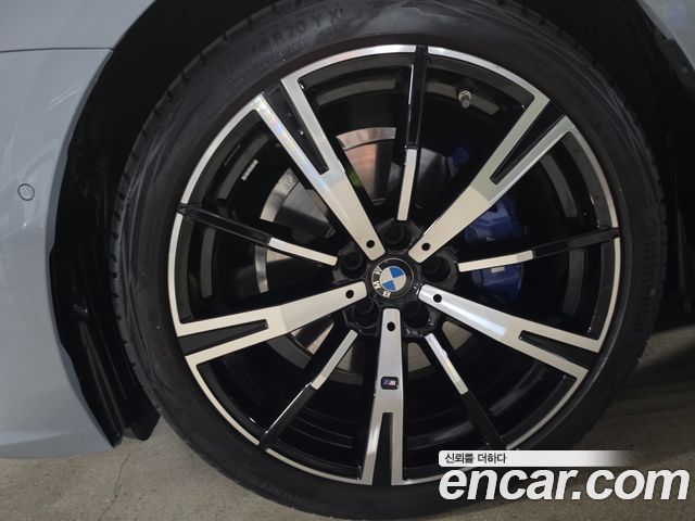 BMW 5-Series 530i xDrive M Sport — пробег 6 304 км — фото 5 из 5