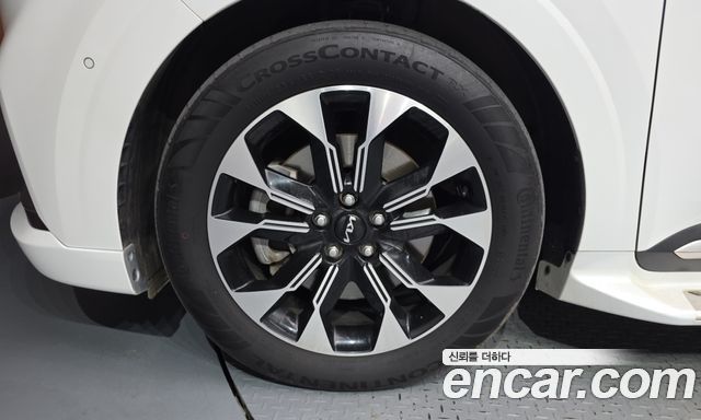 Kia Carnival Gasoline 9-Seater Hi-Limousine Signature — пробег 40 033 км — фото 5 из 5