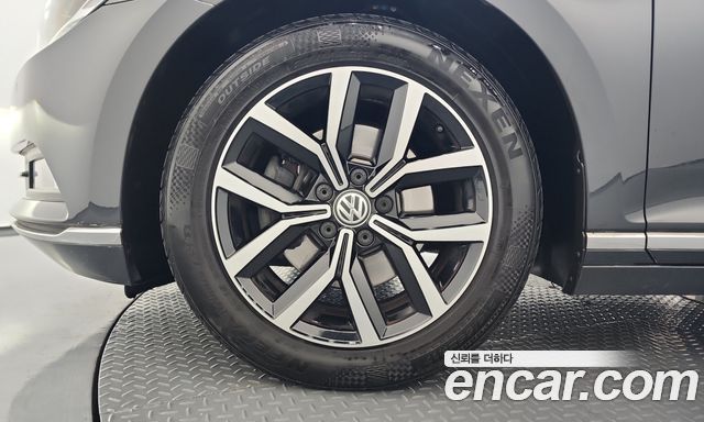 Volkswagen Passat из Кореи Encar
