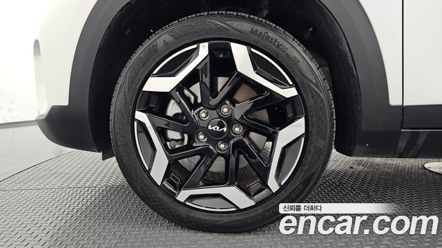Kia Seltos из Кореи Encar