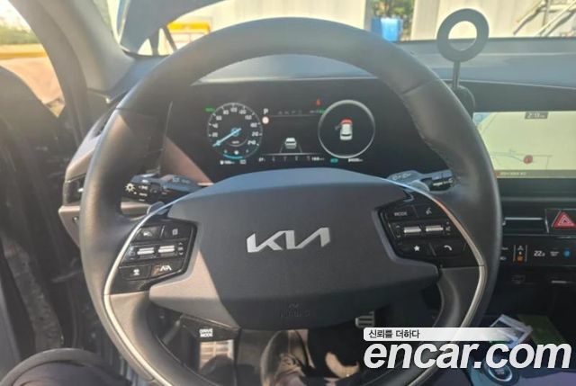 Kia Niro Signature — пробег 84 335 км — фото 5 из 5