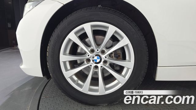 BMW 3-Series из Кореи Encar