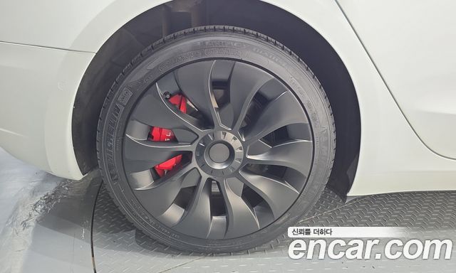 Tesla Model 3 Long Range AWD — пробег 67 779 км — фото 5 из 5