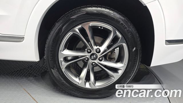 Hyundai Santafe Diesel 2.0 2WD Inspiration — пробег 89 624 км — фото 5 из 5