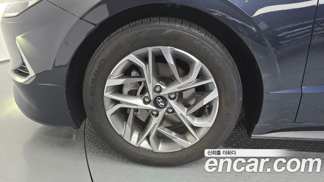 Hyundai Sonata 2.0 Premium Family — пробег 60 437 км — фото 5 из 5