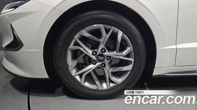 Hyundai Sonata 2.0 Premium Family — пробег 186 525 км — фото 5 из 5