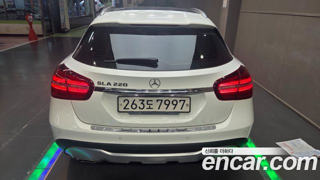 Mercedes-Benz GLA-Class из Кореи Encar
