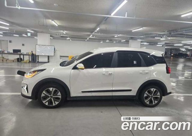 Kia Niro Air — пробег 278 457 км — фото 5 из 5