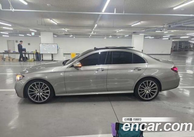 Mercedes-Benz E-Class E350 4MATIC AMG Line — пробег 76 137 км — фото 5 из 5