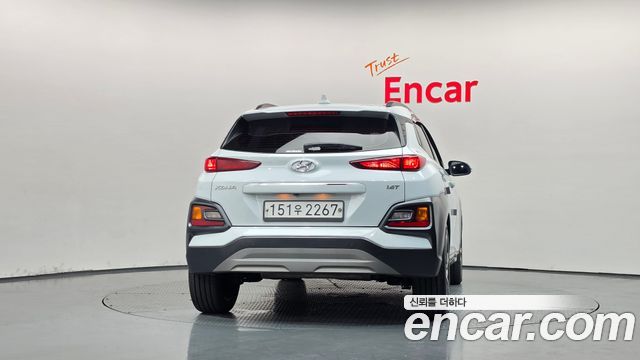 Hyundai Kona из Кореи Encar