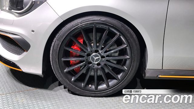 Mercedes-Benz CLA-Class CLA45 AMG 4MATIC — пробег 92 654 км