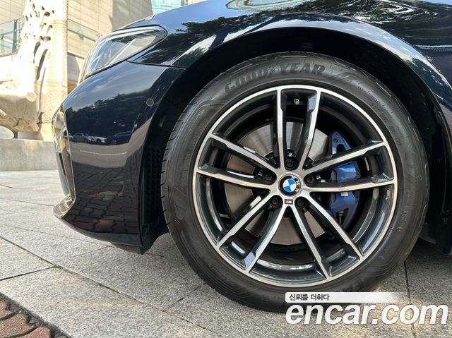 BMW 5-Series 520i M Sport — пробег 32 000 км — фото 5 из 5