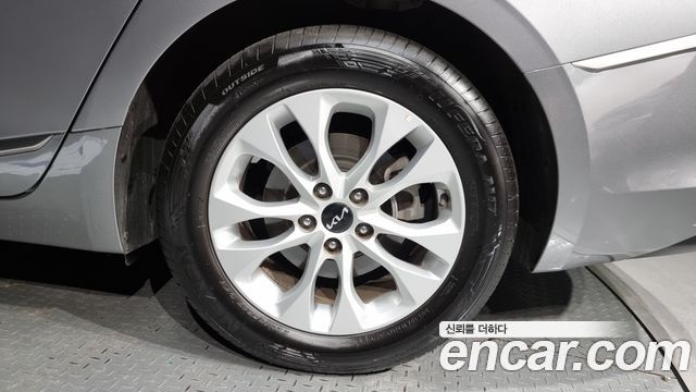 Kia K8 из Кореи Encar