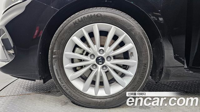 Kia K7 2.5 GDI Prestige — пробег 18 420 км