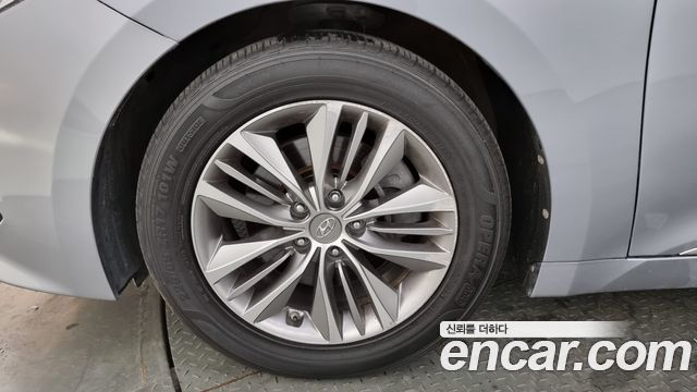 Hyundai Grandeur HG240 Modern Collection — пробег 178 244 км
