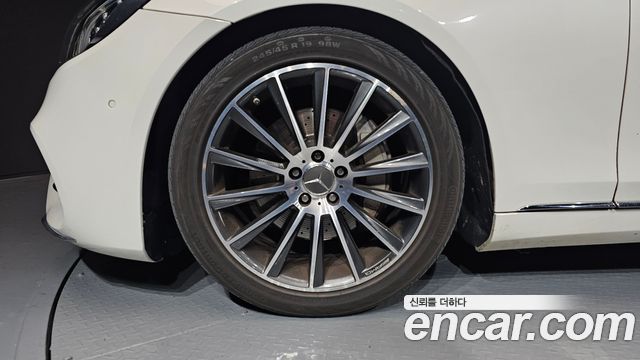 Mercedes-Benz S-Class S350L Blue TEC — пробег 218 614 км