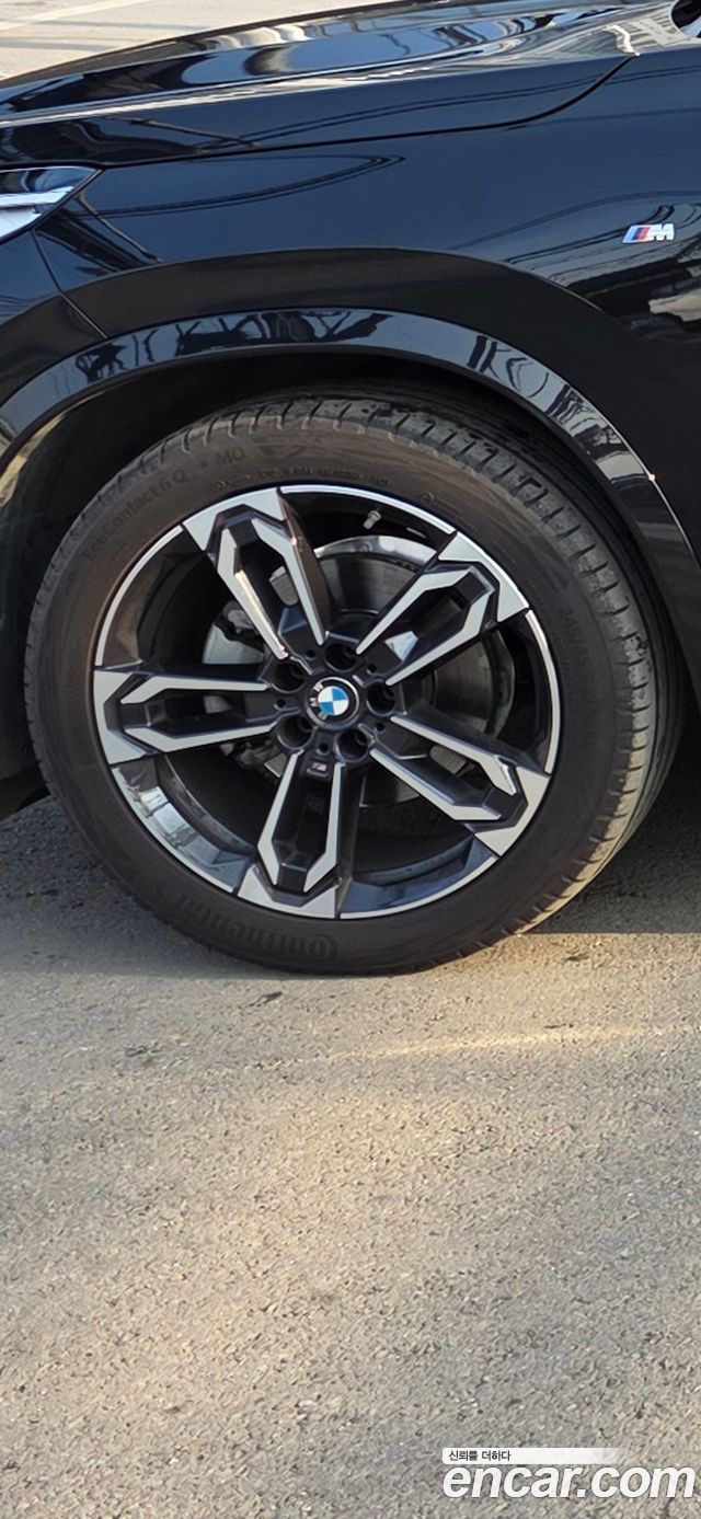 BMW X1 sDrive 20i M Sport — пробег 31 000 км