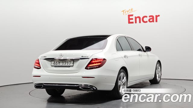 Mercedes-Benz E-Class E220d 4MATIC Avantgarde — пробег 71 021 км