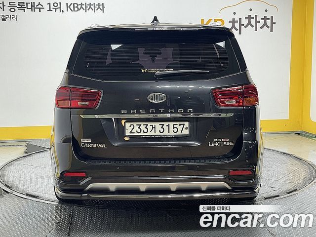 Kia Carnival из Кореи Encar