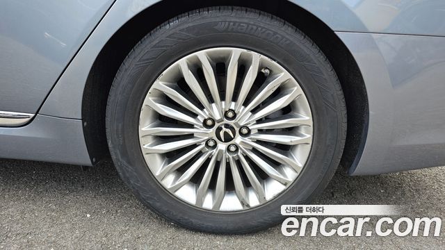 Hyundai Equus из Кореи Encar