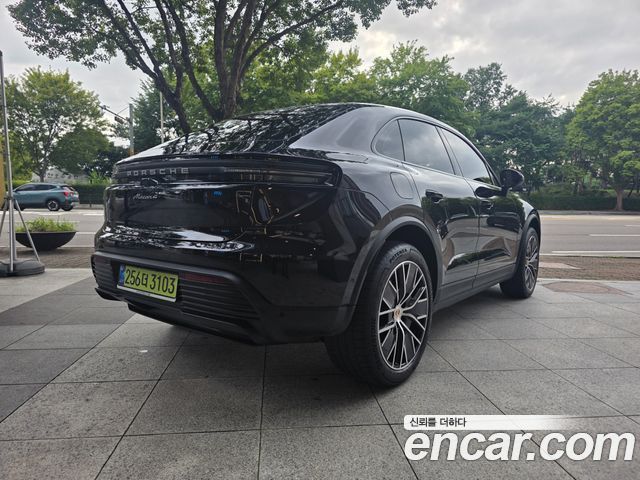 Porsche Macan из Кореи Encar