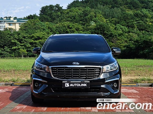 Kia Carnival из Кореи Encar