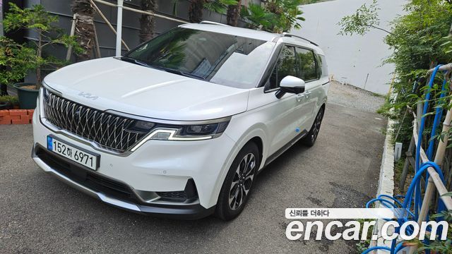 Kia Carnival Gasoline 7-Seater Noblesse — пробег 82 600 км — фото 2 из 5