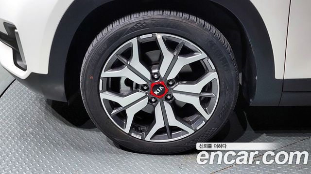 Kia Seltos Gasoline 1.6 Turbo 2WD Signature — пробег 33 753 км — фото 5 из 5