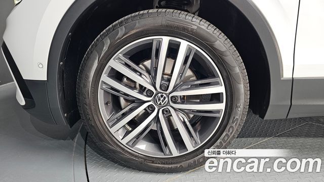 Volkswagen Tiguan 2.0 TSI Prestige — пробег 44 234 км