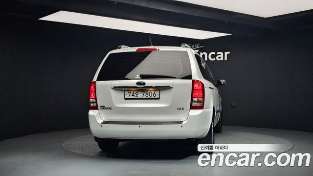 Kia Carnival из Кореи Encar