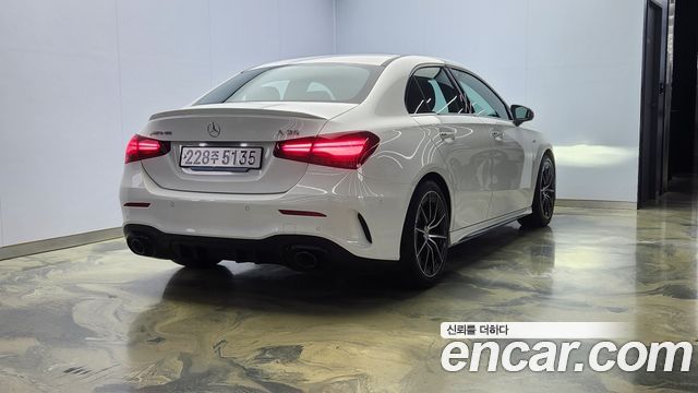 Mercedes-Benz A-Class AMG A35 S AMG 4MATIC Sedan — пробег 100 км
