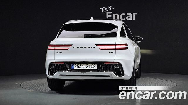 Genesis GV70 из Кореи Encar