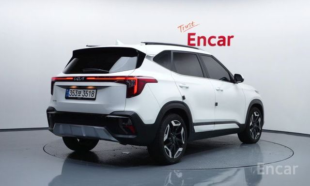 Kia Seltos из Кореи Encar