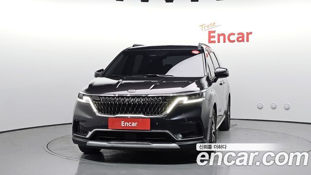 Kia Carnival 9-Seater Noblesse — пробег 48 376 км