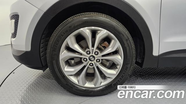 Hyundai Santafe Diesel(e-VGT) 2.0 4WD Exclusive — пробег 181 255 км