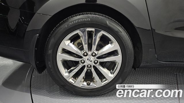 Kia Carnival 9-seater Noblesse — пробег 168 408 км