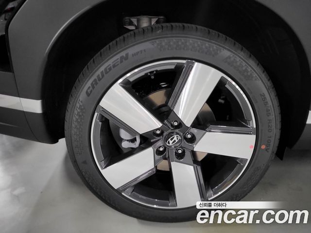 Hyundai Santafe HEV 1.6 2WD Prestige Plus — пробег 1 030 км