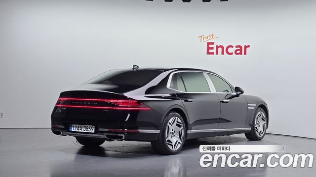 Genesis G90 Gasoline 3.5 Turbo e-S/C AWD LWB — пробег 43 265 км