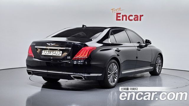 Genesis EQ900 3.8 GDI AWD Luxury — пробег 257 263 км