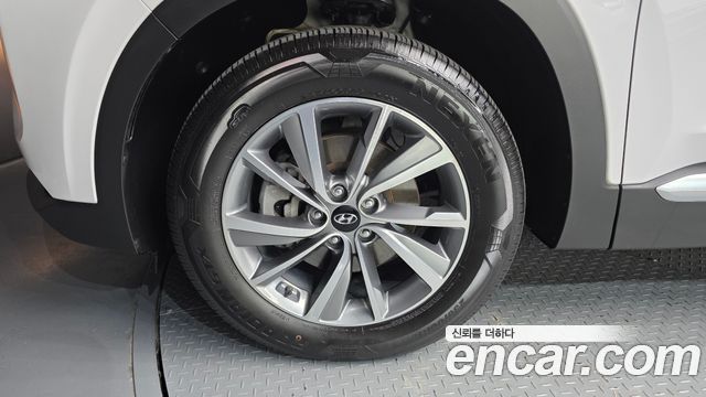 Hyundai Santafe Gasoline 2.0T 2WD Exclusive — пробег 97 335 км