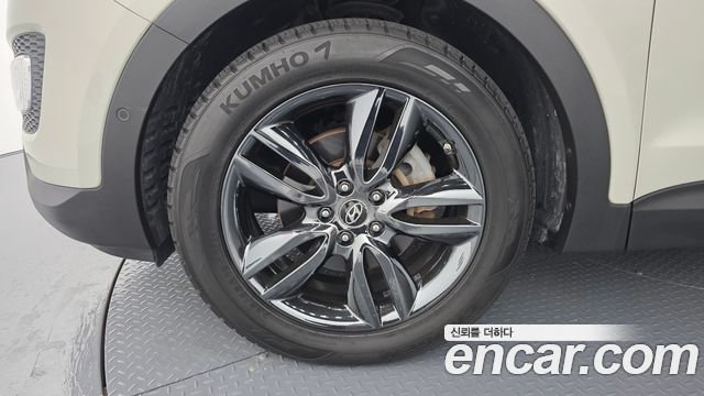 Hyundai Santafe Diesel(e-VGT) 2.0 2WD Exclusive — пробег 119 025 км