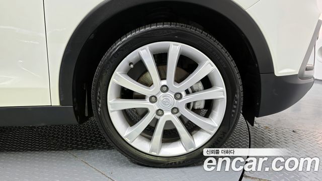 Ssangyong TIBOLI 1.6 IX 2WD — пробег 63 831 км
