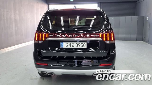 Kia Mohave Diesel 3.0 4WD 6-Seater Masters Gravity — пробег 21 000 км